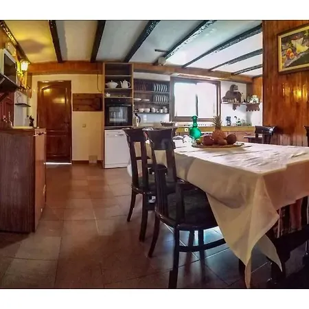Casa El Moral Nyaraló *